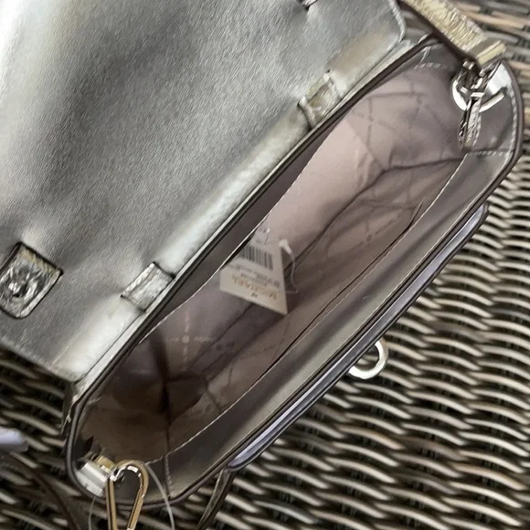 Michael Kors Manhattan Medium School Satchel - Picture 9 of 15